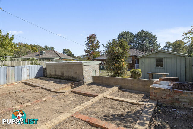 6 Stow Place WATSON ACT 2602