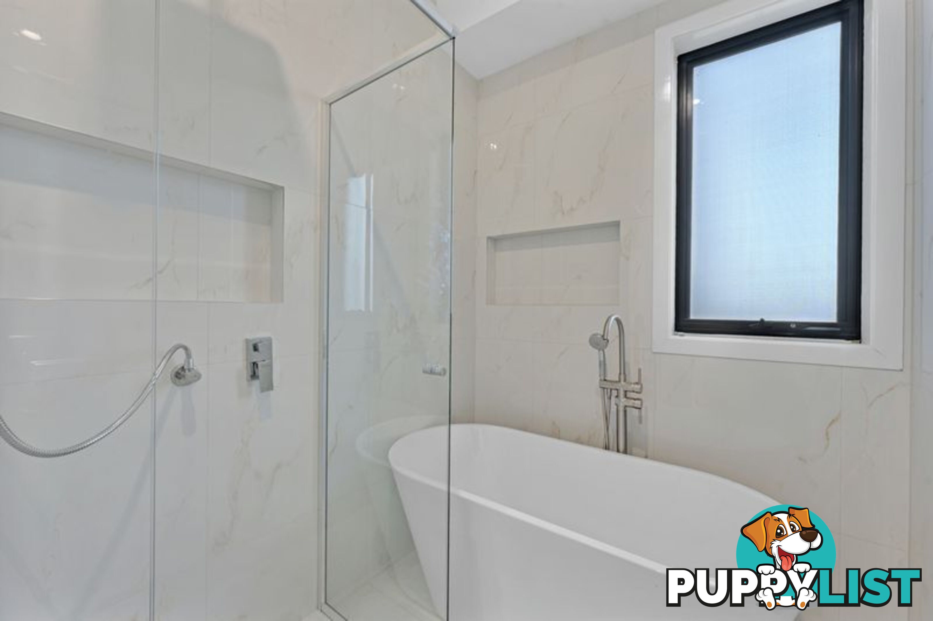 2 Roselawn Avenue GOOGONG NSW 2620