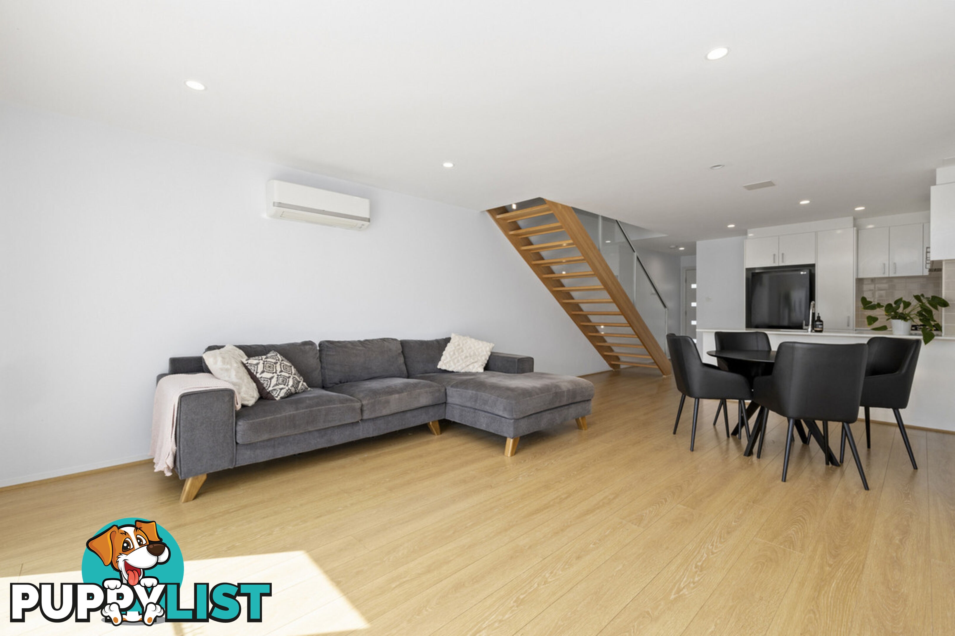 41/97 Woodberry Avenue COOMBS ACT 2611