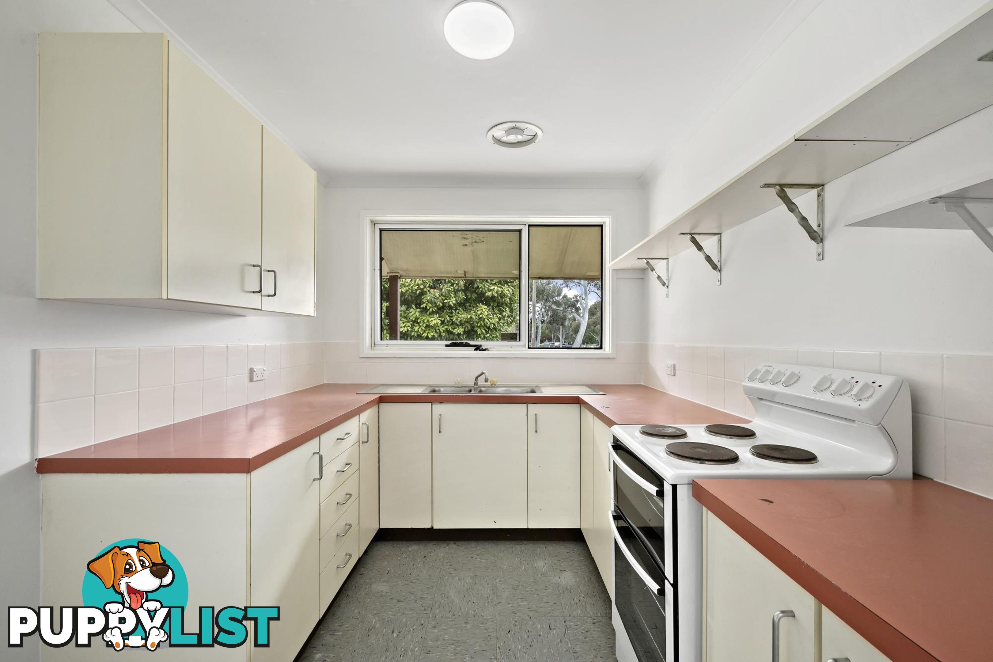 138 Captain Cook Crescent NARRABUNDAH ACT 2604