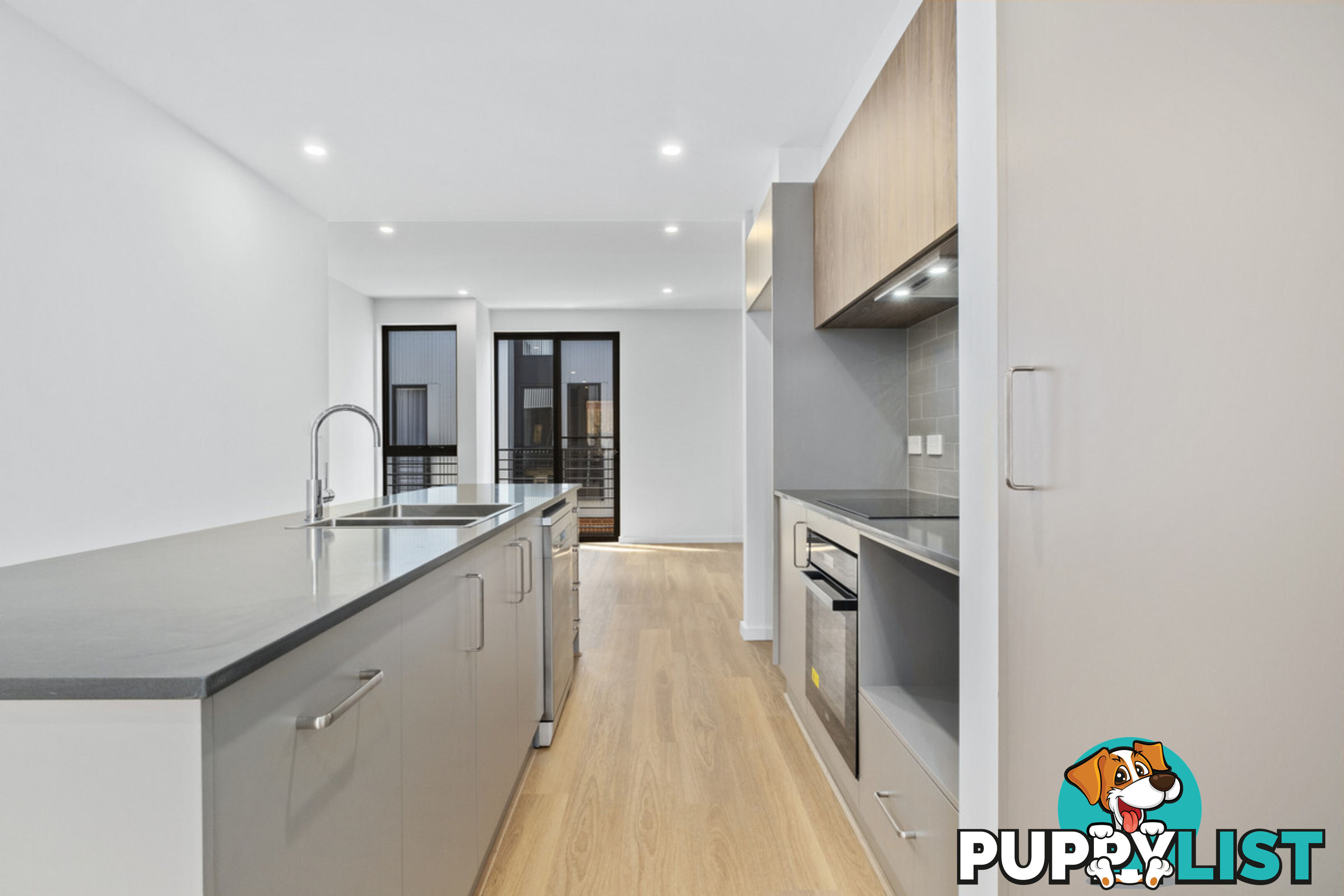 104/2 Woodberry Avenue COOMBS ACT 2611