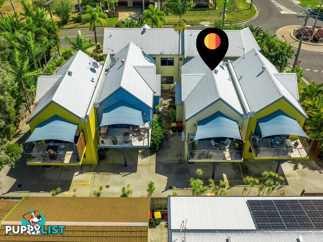 2/9 Orana Avenue BOYNE ISLAND QLD 4680