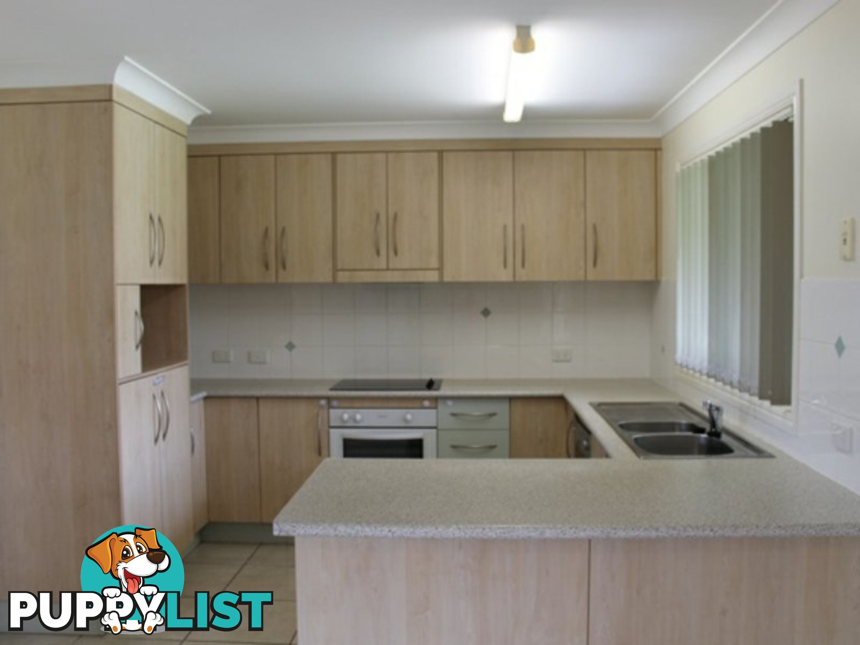 2C GOLF VIEW DRIVE BOYNE ISLAND QLD 4680