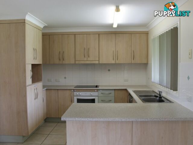 2C GOLF VIEW DRIVE BOYNE ISLAND QLD 4680