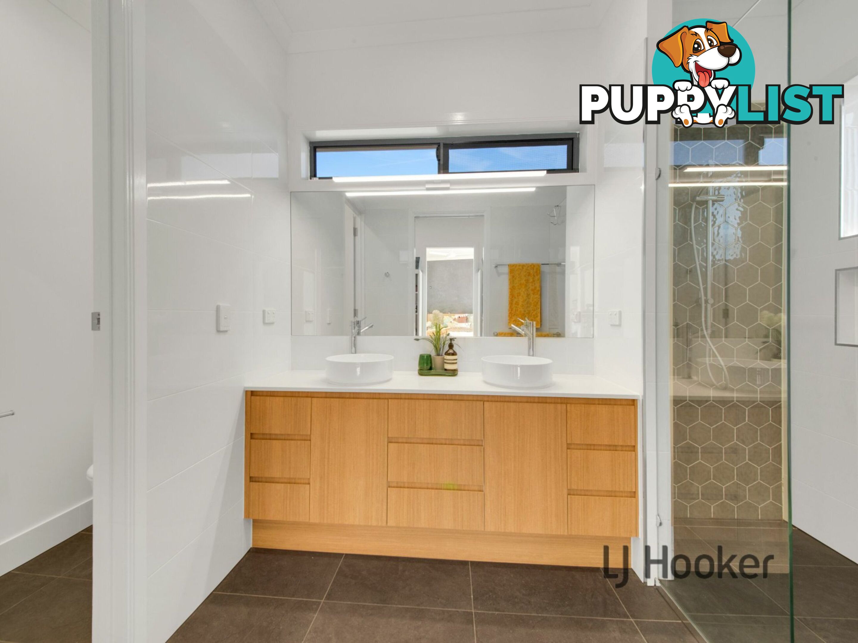 34 Booth Avenue TANNUM SANDS QLD 4680