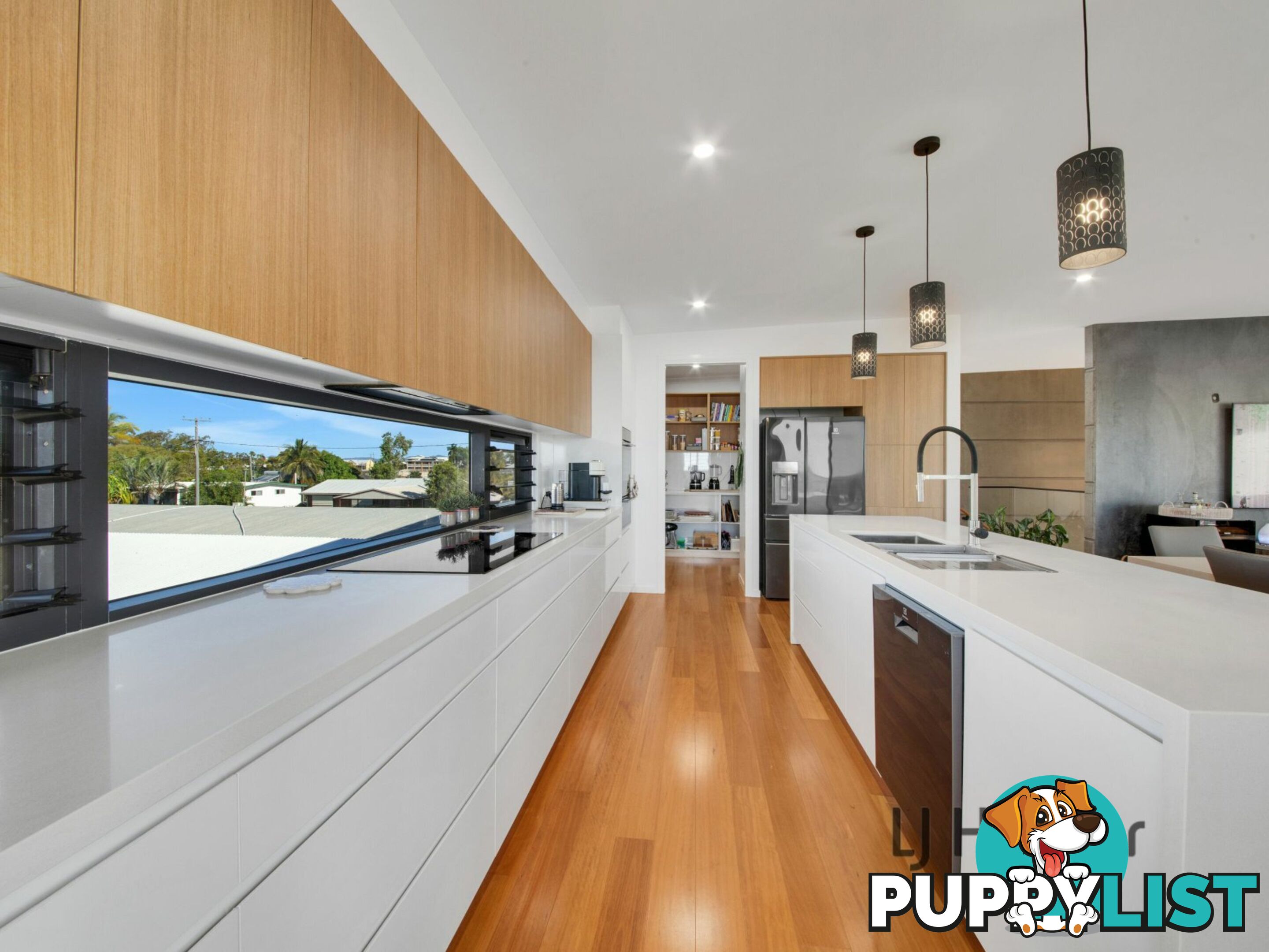 34 Booth Avenue TANNUM SANDS QLD 4680