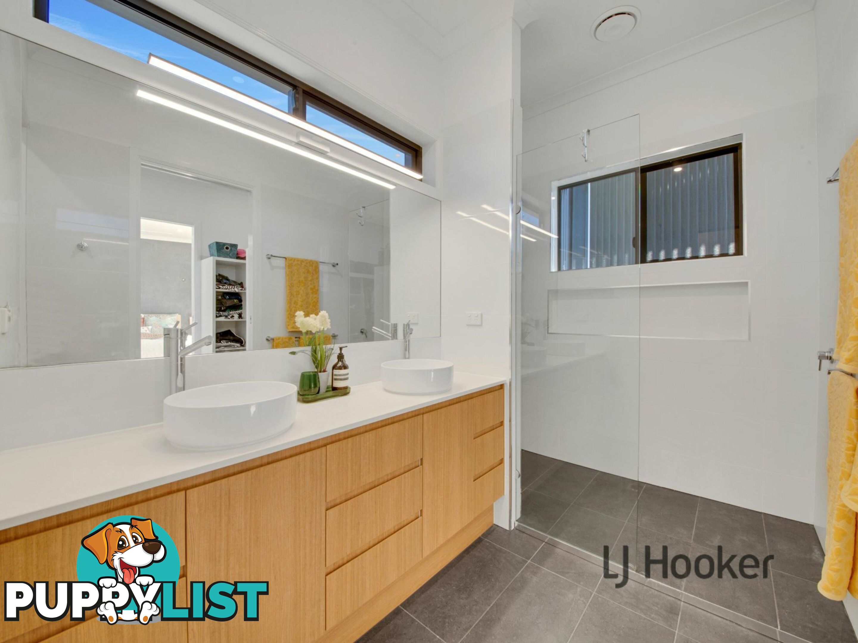 34 Booth Avenue TANNUM SANDS QLD 4680