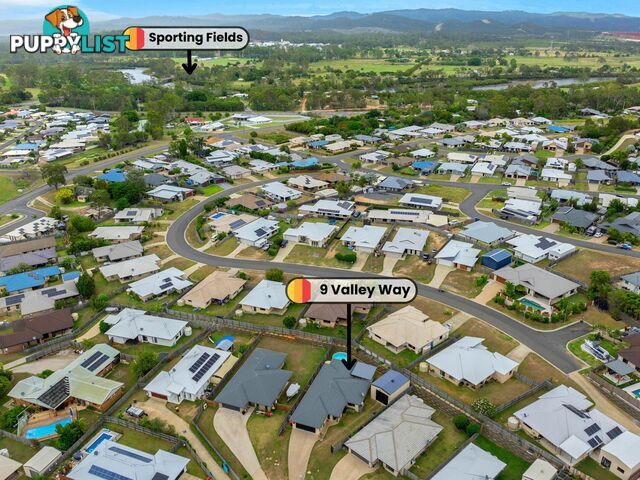 9 Valley Way BOYNE ISLAND QLD 4680