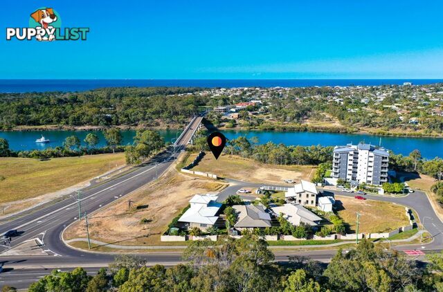 6 The Promenade BOYNE ISLAND QLD 4680