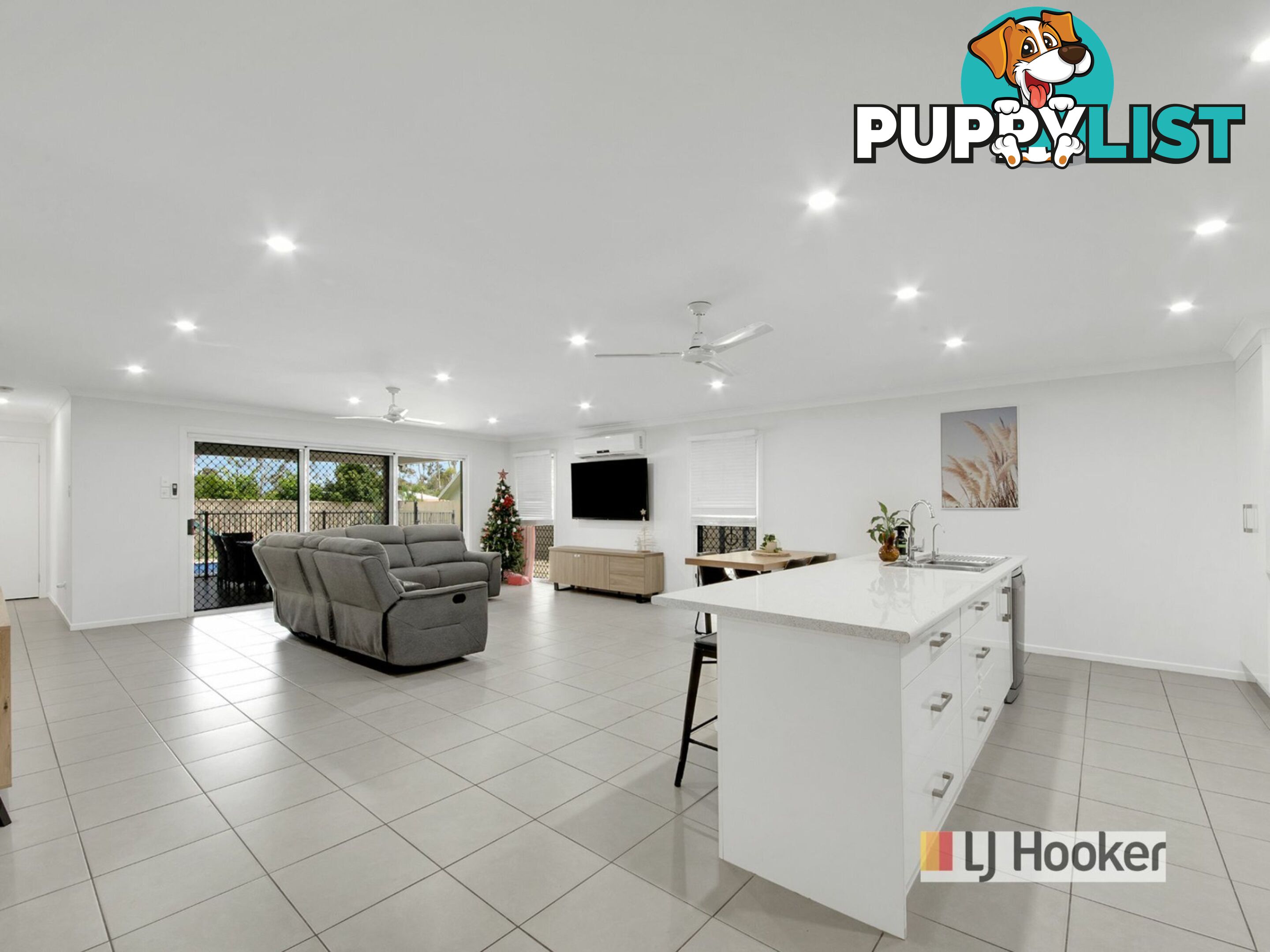 10 Golf View Drive BOYNE ISLAND QLD 4680