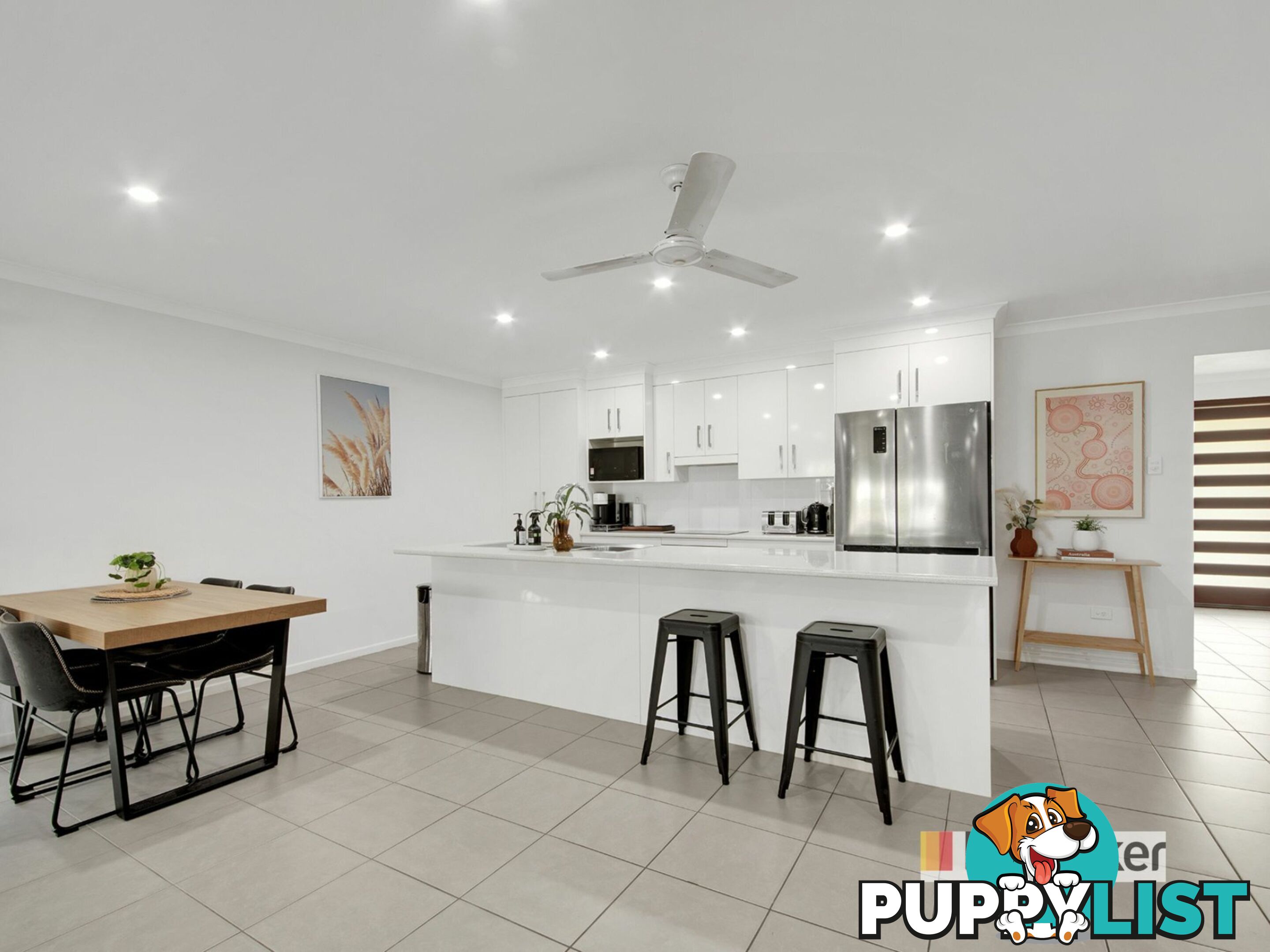 10 Golf View Drive BOYNE ISLAND QLD 4680