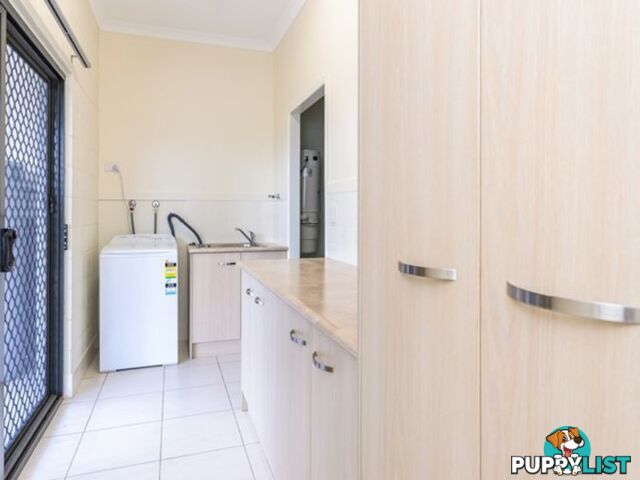 3 Danielle Court BOYNE ISLAND QLD 4680