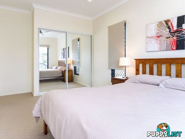 3 Danielle Court BOYNE ISLAND QLD 4680