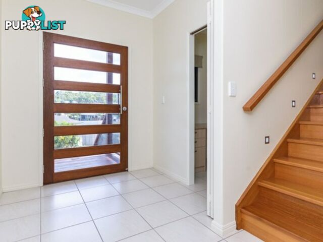 3 Danielle Court BOYNE ISLAND QLD 4680