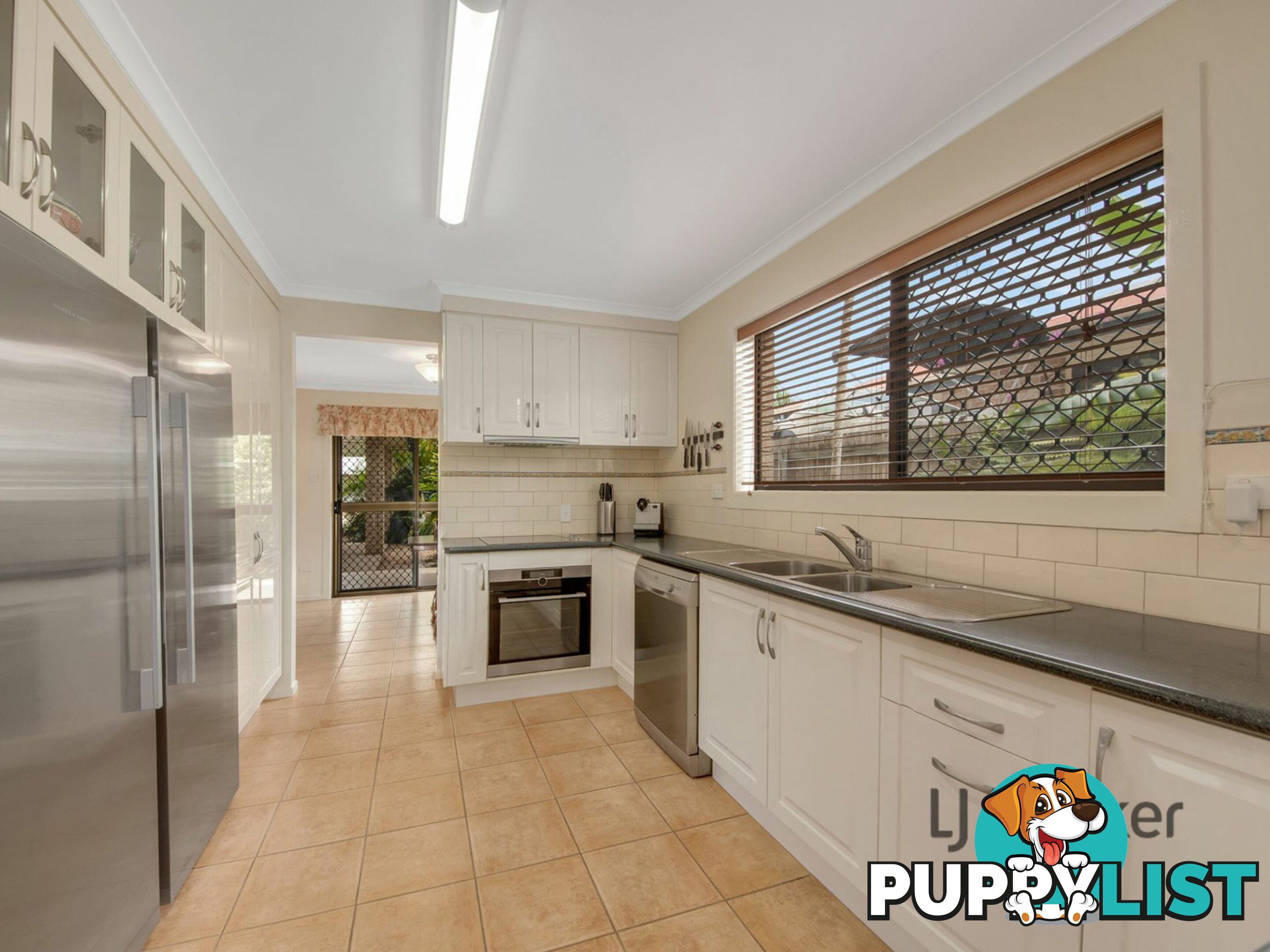 9 Dunn Street TANNUM SANDS QLD 4680