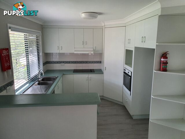 11 Wattora Close BOYNE ISLAND QLD 4680