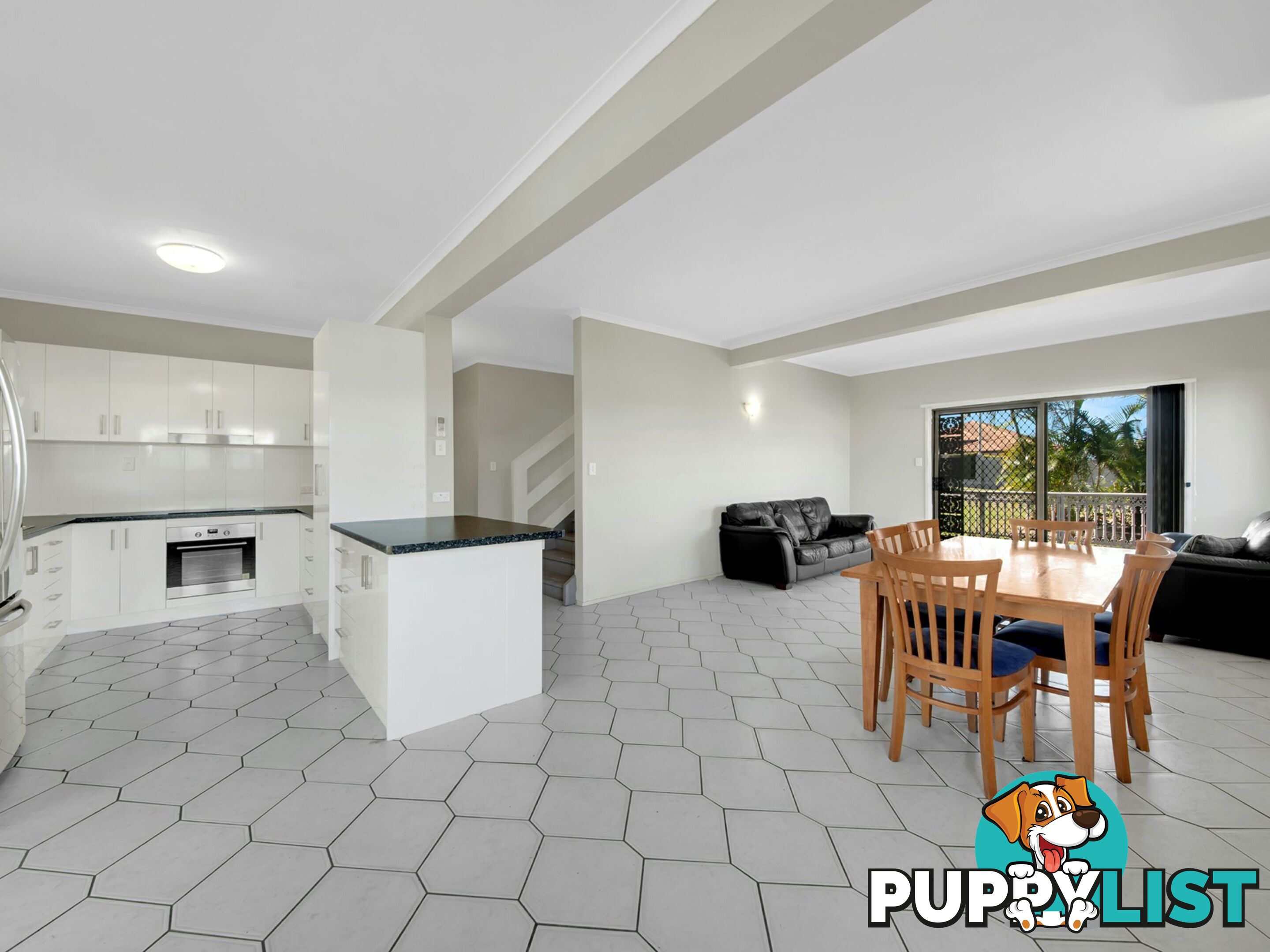 7 The Esplanade BARNEY POINT QLD 4680