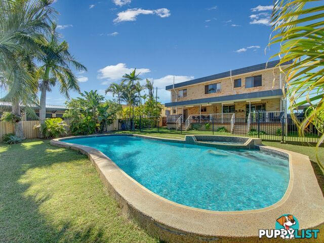 7 The Esplanade BARNEY POINT QLD 4680