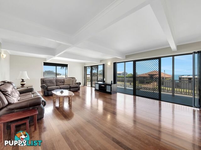 7 The Esplanade BARNEY POINT QLD 4680