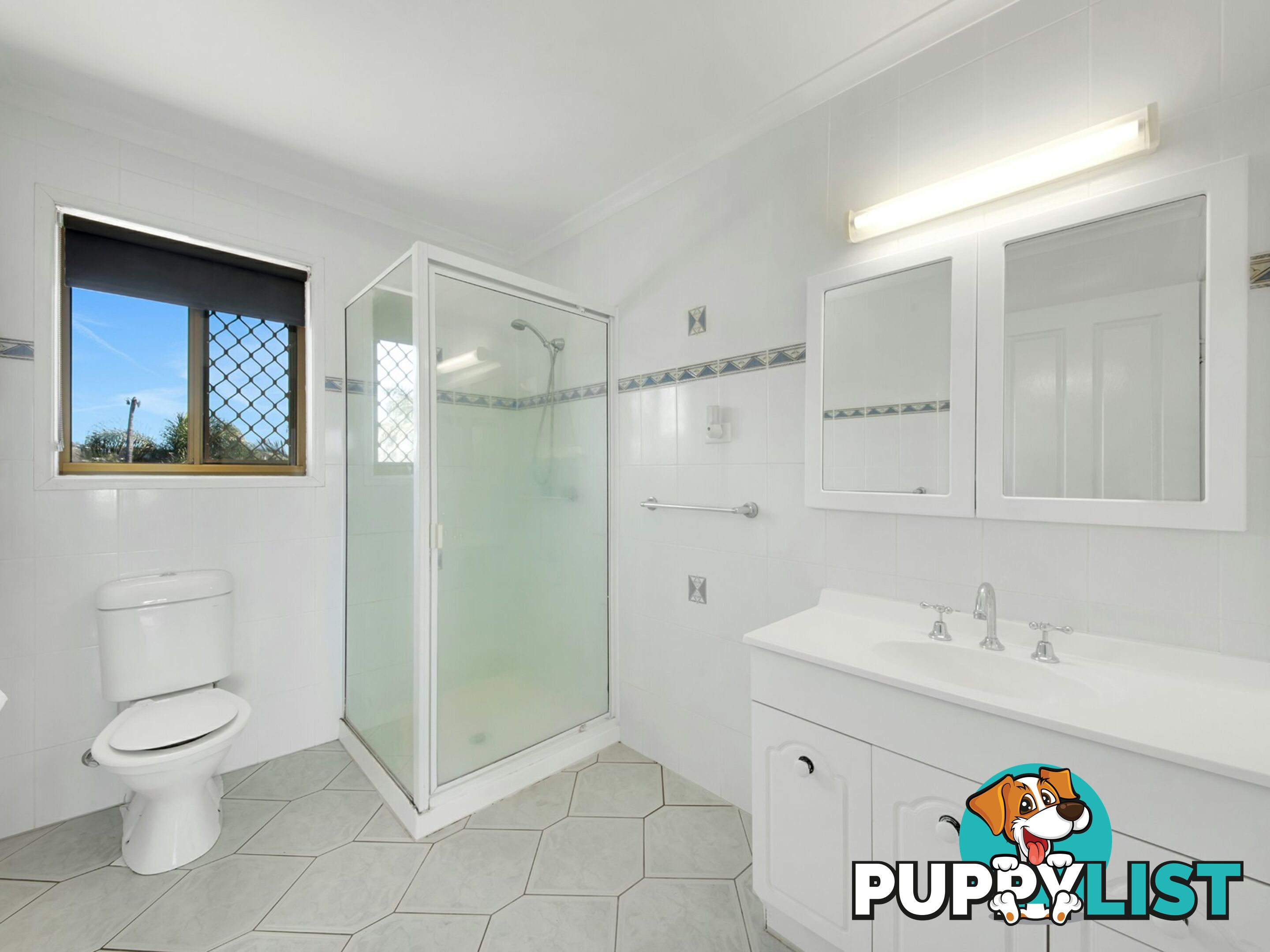 7 The Esplanade BARNEY POINT QLD 4680