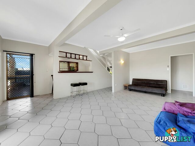 7 The Esplanade BARNEY POINT QLD 4680