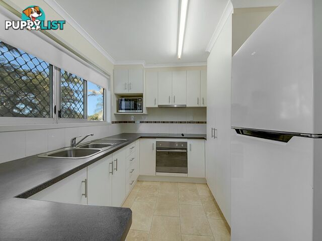 36 Centenary Drive BOYNE ISLAND QLD 4680