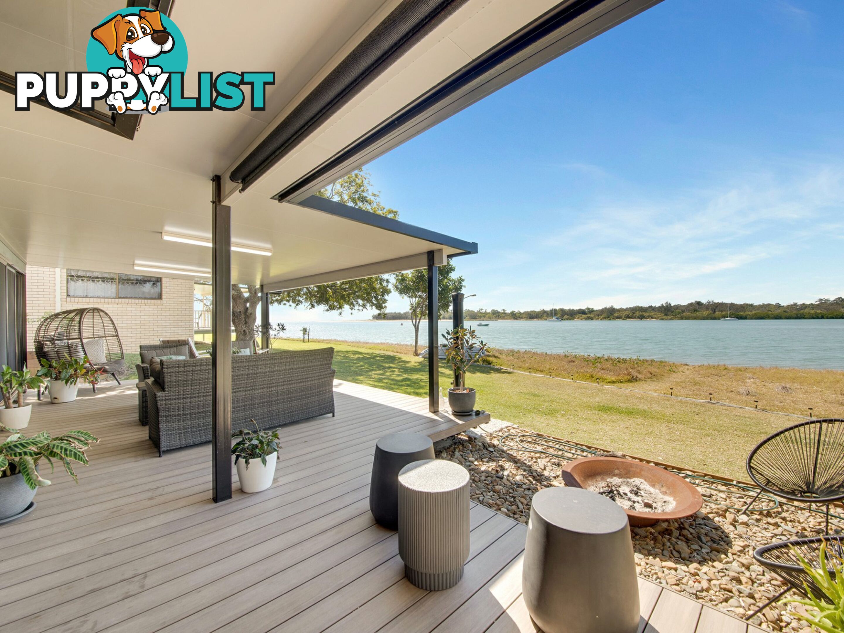 2 Island Esplanade BOYNE ISLAND QLD 4680