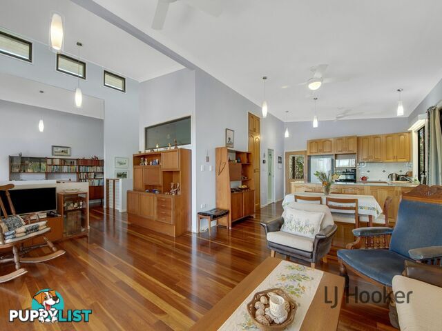 2 Bluewater Drive BOYNE ISLAND QLD 4680