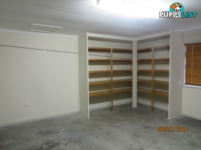 9 Belah Court BOYNE ISLAND QLD 4680
