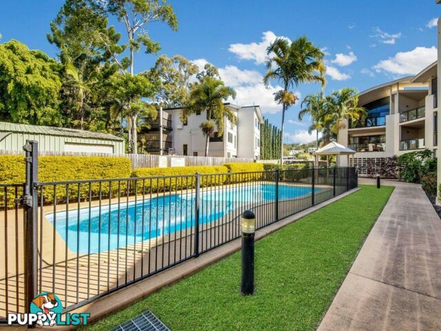 Unit 8/8A Wyndham Avenue BOYNE ISLAND QLD 4680