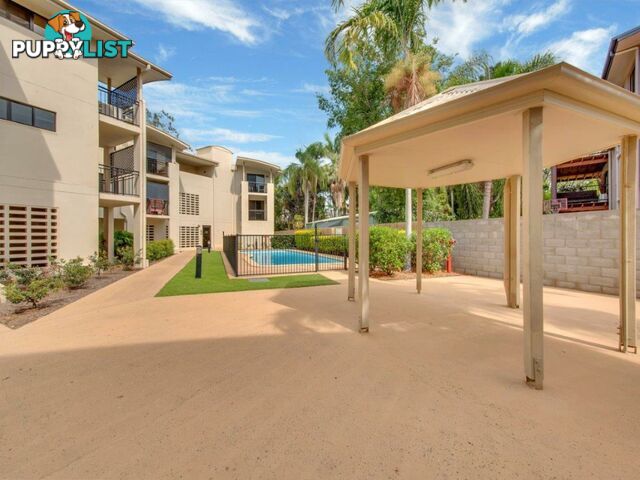 Unit 8/8A Wyndham Avenue BOYNE ISLAND QLD 4680