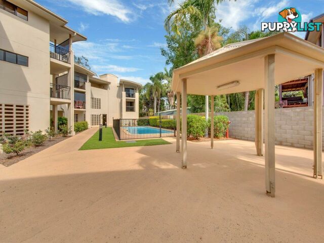 Unit 8/8A Wyndham Avenue BOYNE ISLAND QLD 4680