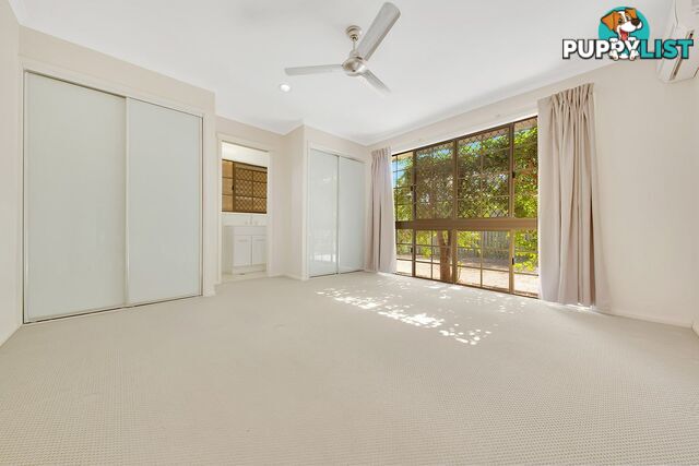 1 Creswell Court TANNUM SANDS QLD 4680