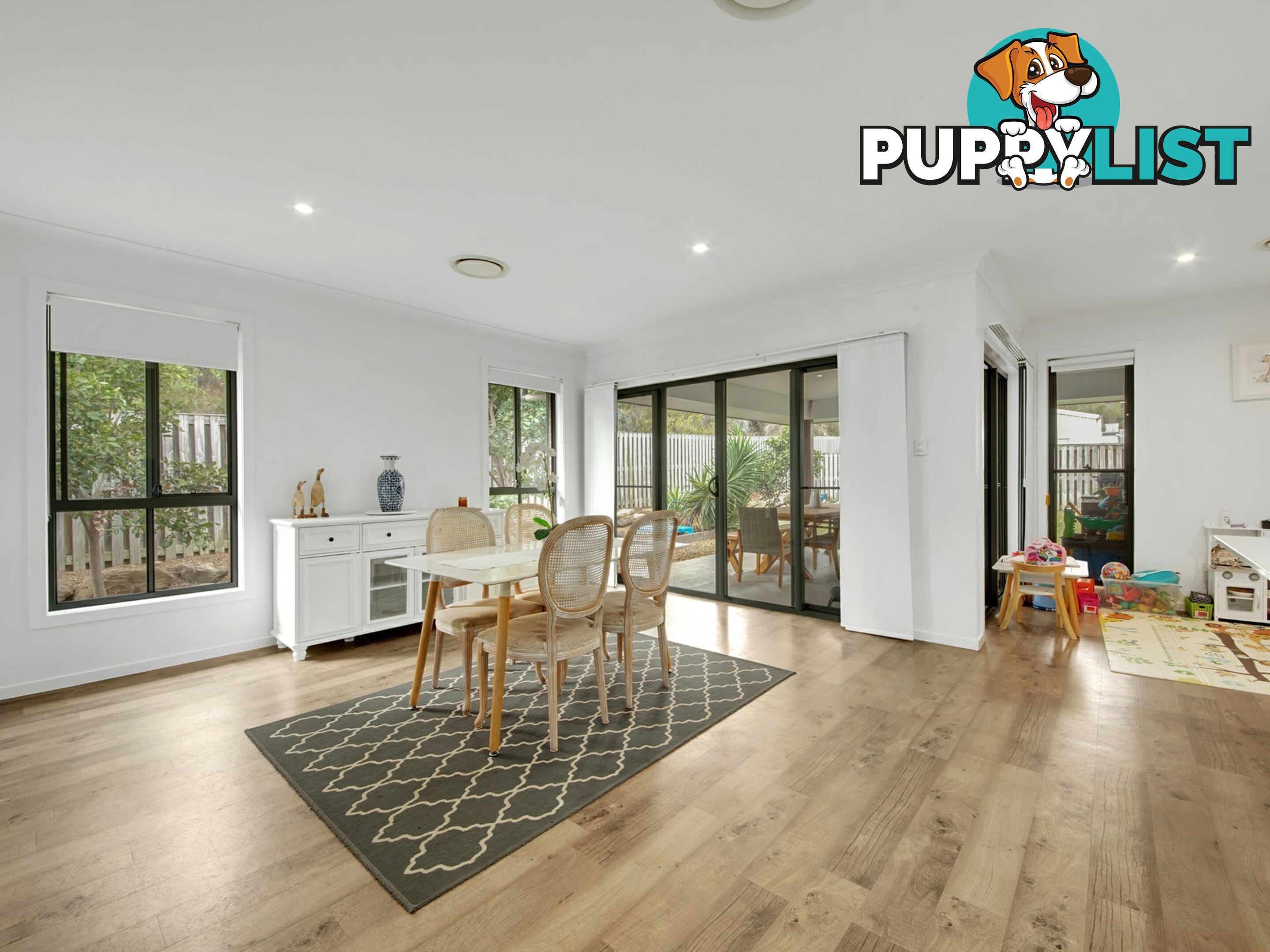 1 Tulipwood Circuit BOYNE ISLAND QLD 4680