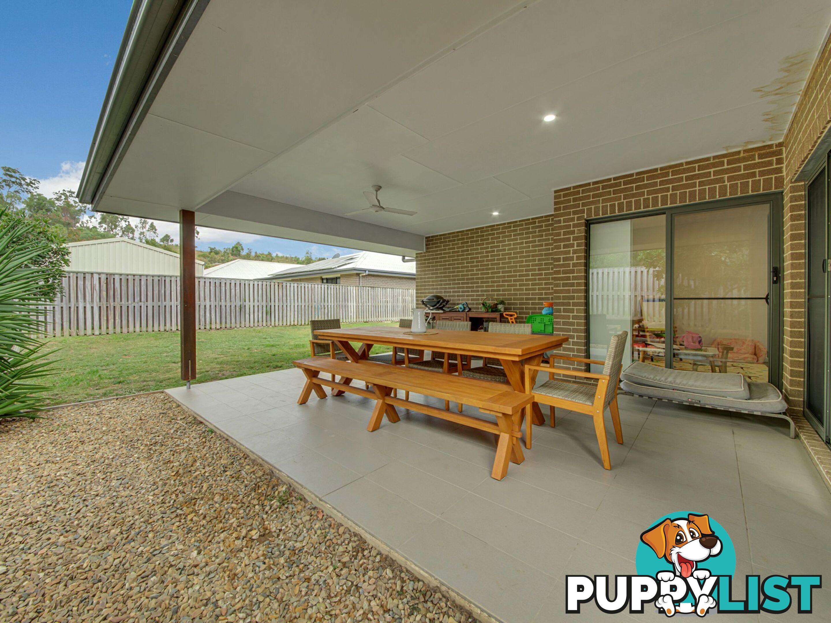 1 Tulipwood Circuit BOYNE ISLAND QLD 4680