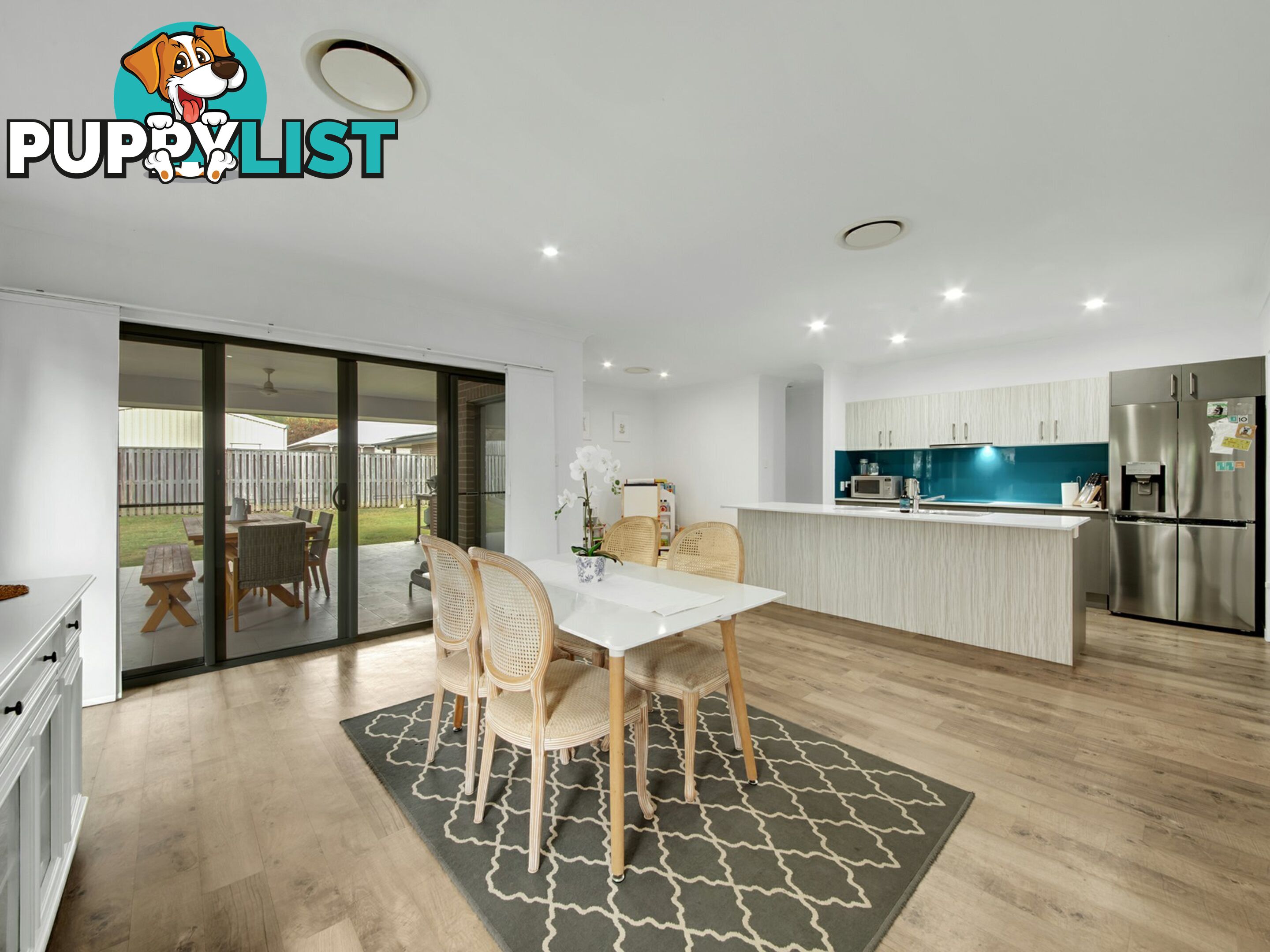 1 Tulipwood Circuit BOYNE ISLAND QLD 4680