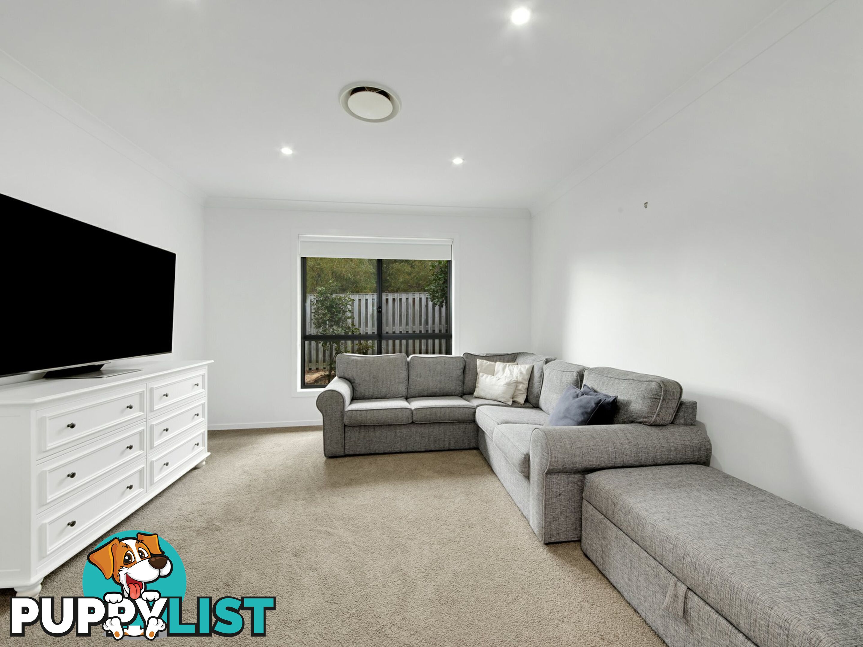 1 Tulipwood Circuit BOYNE ISLAND QLD 4680