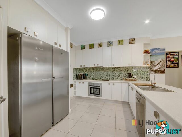 36 Golf View Drive BOYNE ISLAND QLD 4680