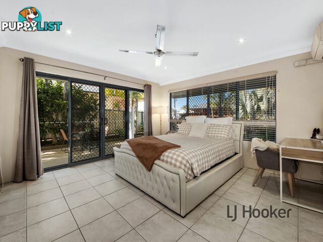 12 Lighthouse Drive BOYNE ISLAND QLD 4680