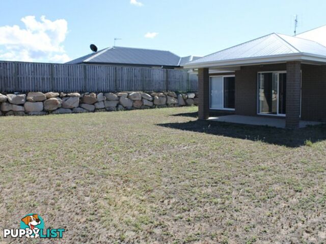 32 KOOLIVOO PARADE BOYNE ISLAND QLD 4680