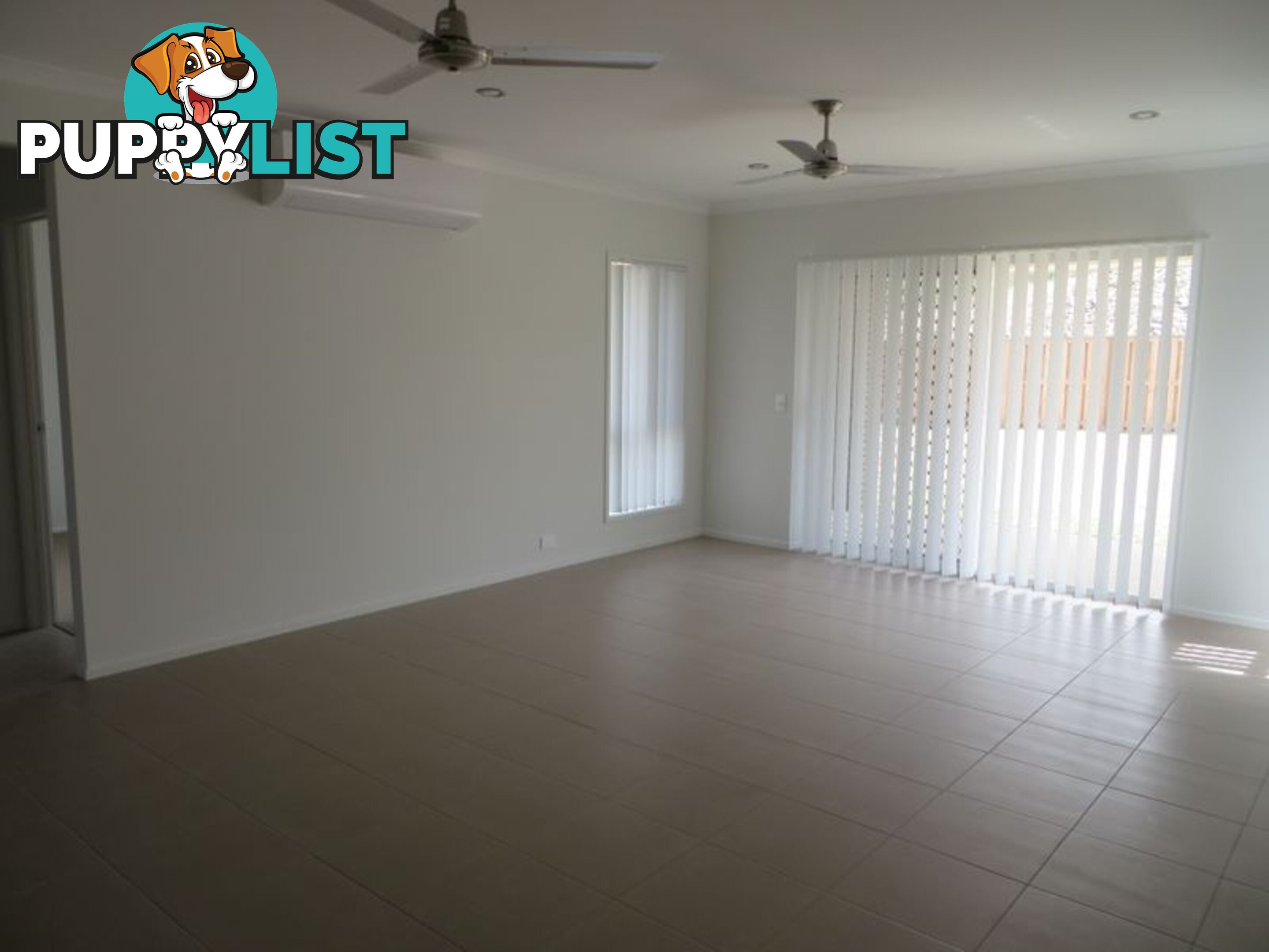 32 KOOLIVOO PARADE BOYNE ISLAND QLD 4680