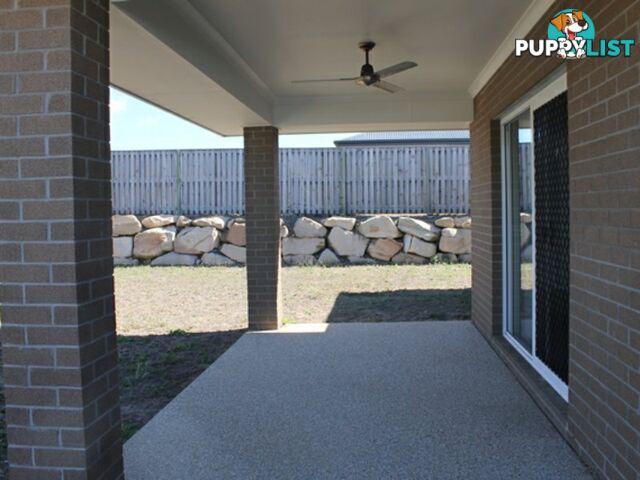 32 KOOLIVOO PARADE BOYNE ISLAND QLD 4680