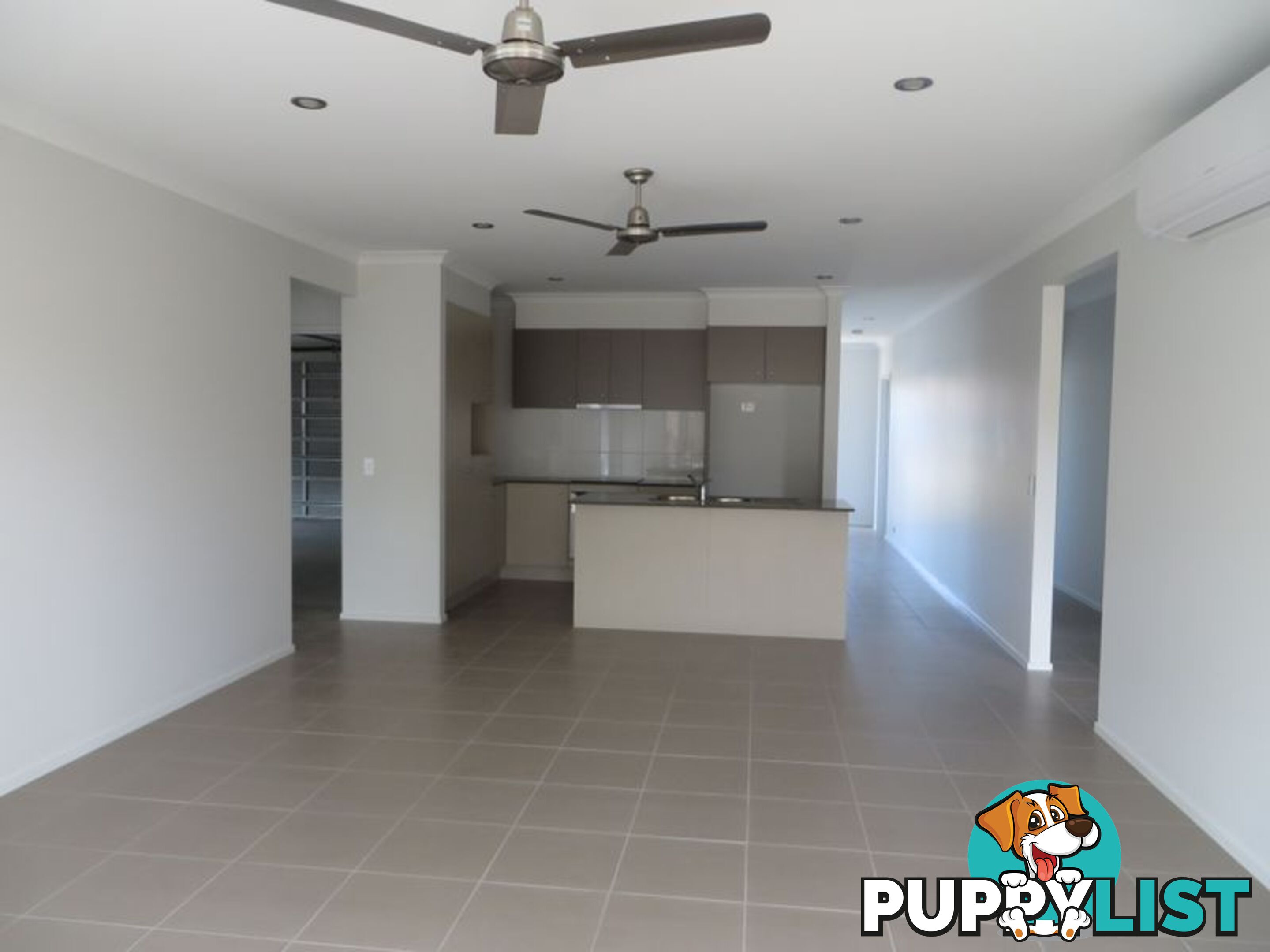 32 KOOLIVOO PARADE BOYNE ISLAND QLD 4680