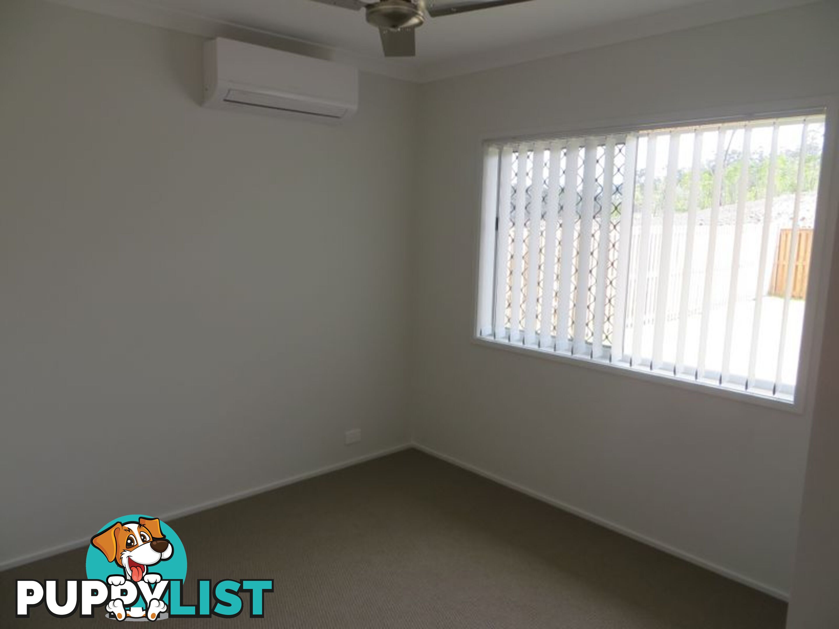 32 KOOLIVOO PARADE BOYNE ISLAND QLD 4680