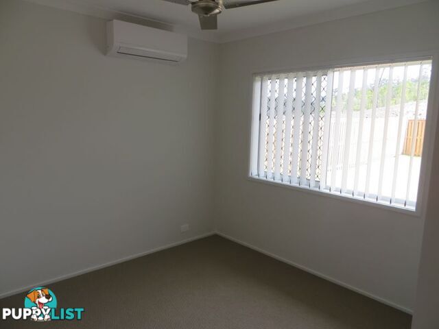 32 KOOLIVOO PARADE BOYNE ISLAND QLD 4680