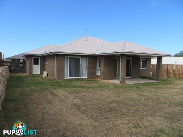 32 KOOLIVOO PARADE BOYNE ISLAND QLD 4680