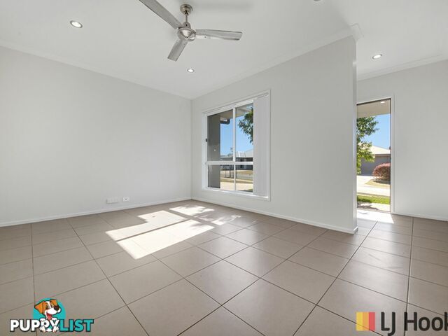 32 Koolivoo Parade BOYNE ISLAND QLD 4680