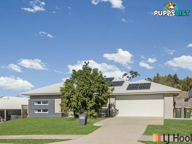 32 Koolivoo Parade BOYNE ISLAND QLD 4680