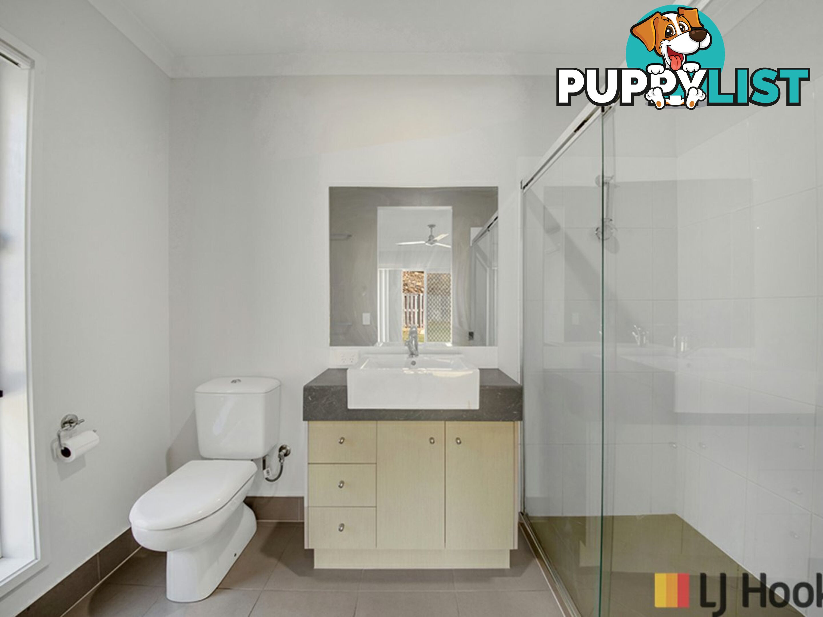 32 Koolivoo Parade BOYNE ISLAND QLD 4680