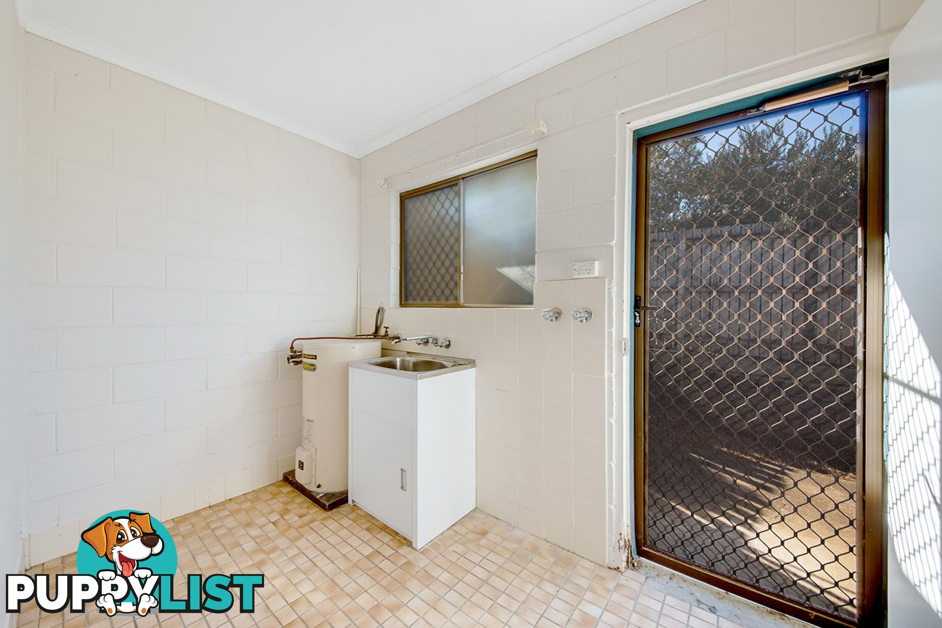 10 Pleasant Avenue TANNUM SANDS QLD 4680